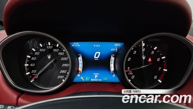 Maserati Levante 3.0 AWD GranLusso 2019 — фото 8