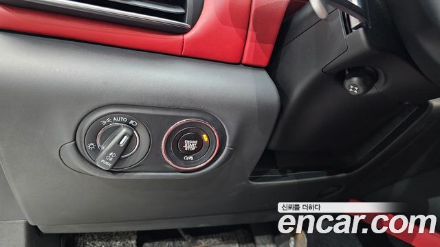 Maserati Levante 3.0 AWD GranLusso 2019 — фото 16