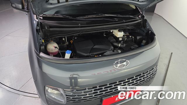 Hyundai Staria Cargo 5-Seater Modern 2022 — фото 6