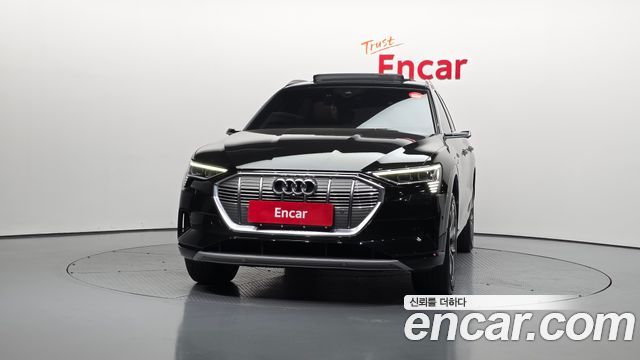 Audi e-tron 55 Quattro 2020 — фото 3