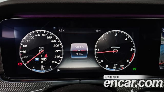 Mercedes-Benz CLS-Class (C257) CLS300d AMG Line 2019 — фото 8