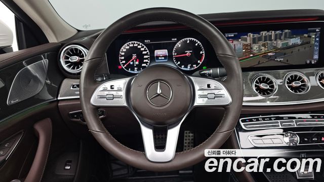 Mercedes-Benz CLS-Class (C257) CLS300d AMG Line 2019 — фото 13