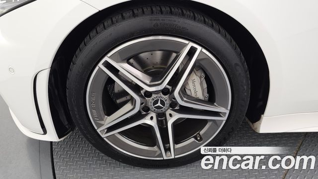 Mercedes-Benz CLS-Class (C257) CLS300d AMG Line 2019 — фото 21