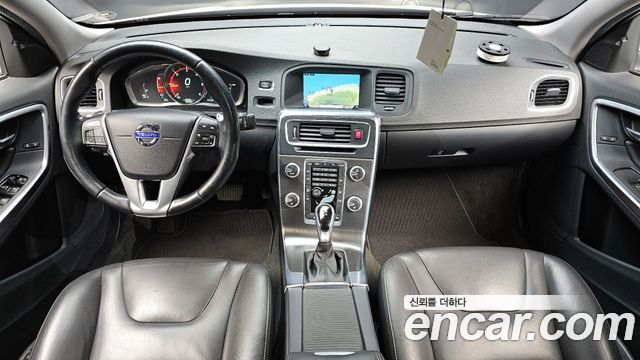 Volvo S60 D2 2nd 2015 — фото 7