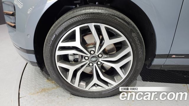 Land Rover Range Rover Evoque (II) D180 First Edition 2020 — фото 5