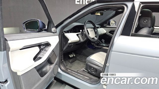 Land Rover Range Rover Evoque (II) D180 First Edition 2020 — фото 10