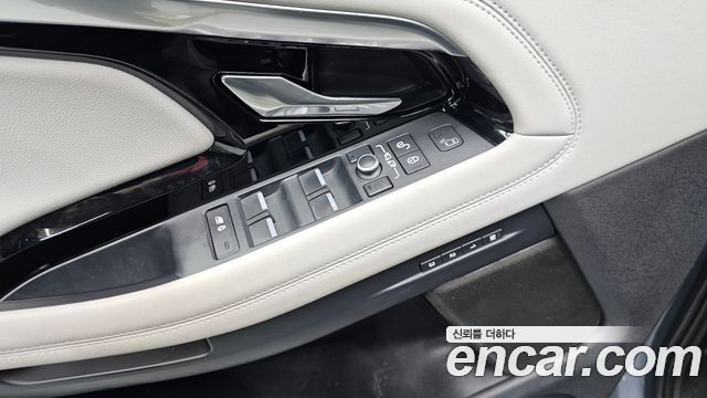 Land Rover Range Rover Evoque (II) D180 First Edition 2020 — фото 19