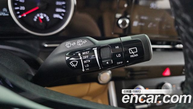 Kia Carnival (IV) Diesel 9-Seater Prestige 2022 — фото 19