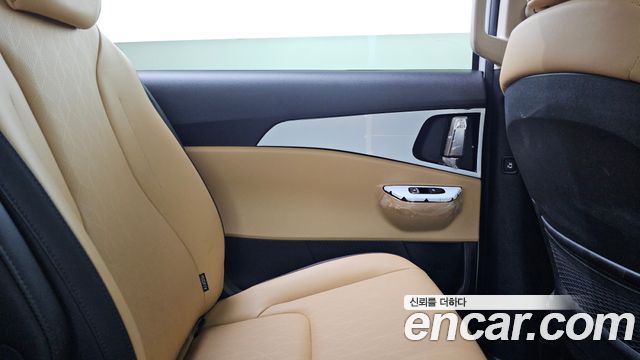 Kia Carnival (IV) Diesel 9-Seater Prestige 2022 — фото 25
