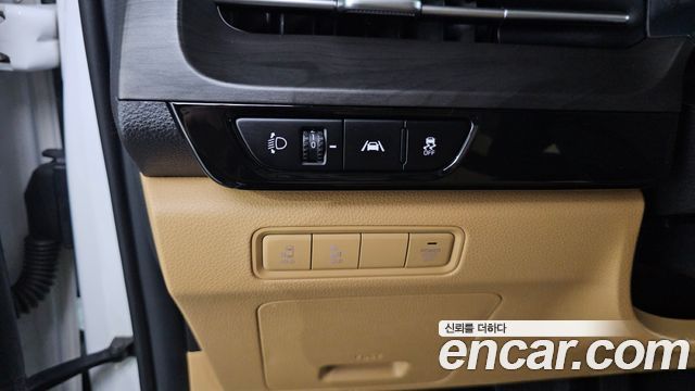 Kia Carnival (IV) Diesel 9-Seater Prestige 2022 — фото 29