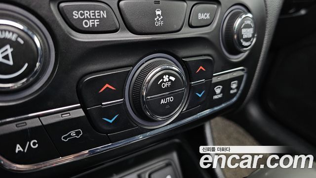 Jeep Cherokee (KL) 2.4 Longitude AWD 2017 — фото 27