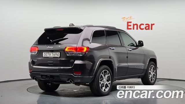 Jeep Grand Cherokee 3.6 Overland WK2 2020 — фото 2