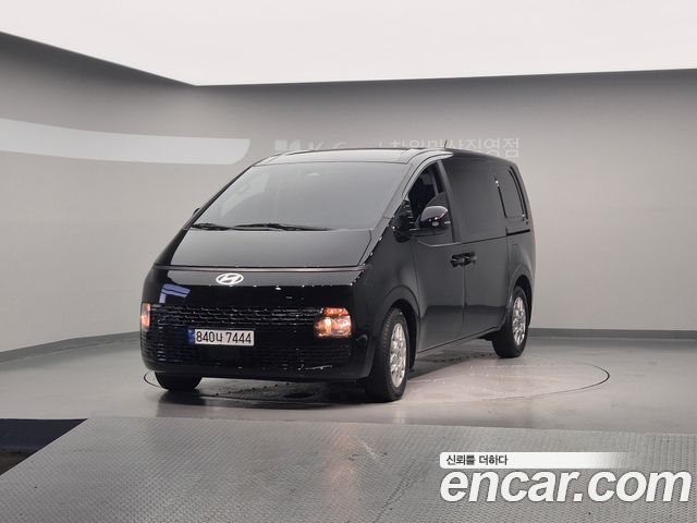 Hyundai Staria Cargo 5-Seater Modern