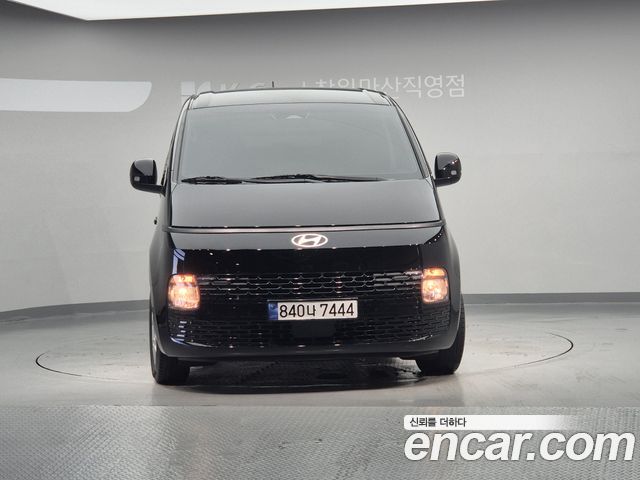 Hyundai Staria Cargo 5-Seater Modern 2025 — фото 2