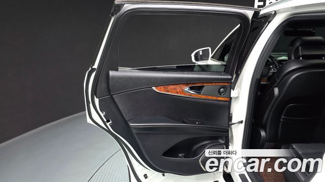 Lincoln Nautilus (I) 2.7 Reserve AWD 2020 — фото 25