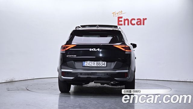 Kia Sportage (V) Diesel 2.0 2WD Signature Gravity 2022 — фото 4