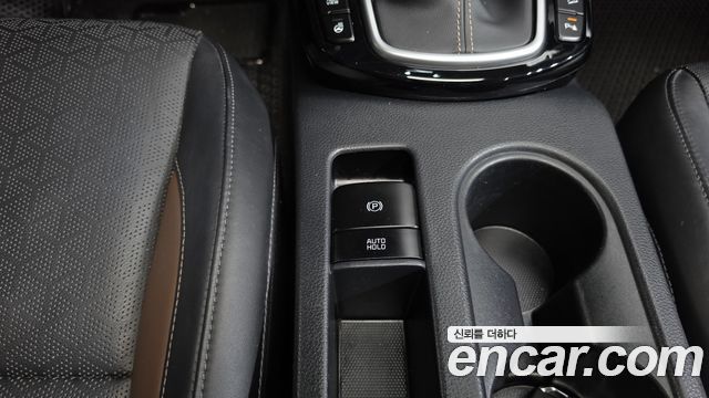 Kia Seltos Gasoline 1.6 Turbo 2WD Gravity 2022 — фото 15