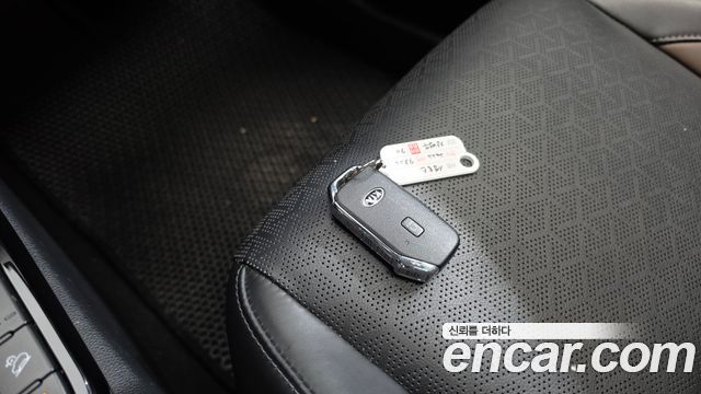 Kia Seltos Gasoline 1.6 Turbo 2WD Gravity 2022 — фото 16