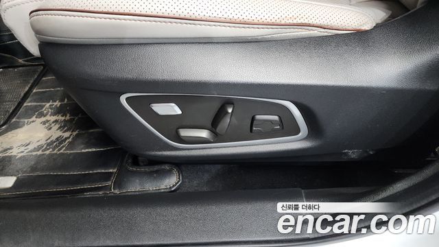 Renault Korea QM6 2.0 GDe PREMIERE 2WD 2020 — фото 31