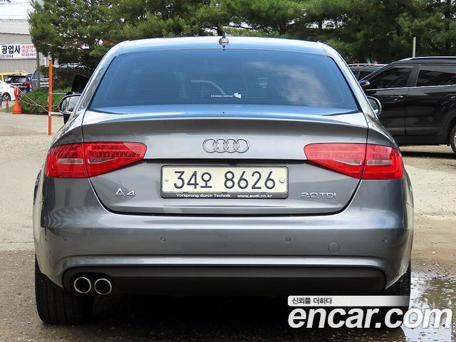 Audi A4 2.0 TDI dynamic B8 2014 — фото 4