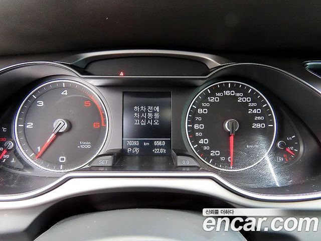 Audi A4 2.0 TDI dynamic B8 2014 — фото 9