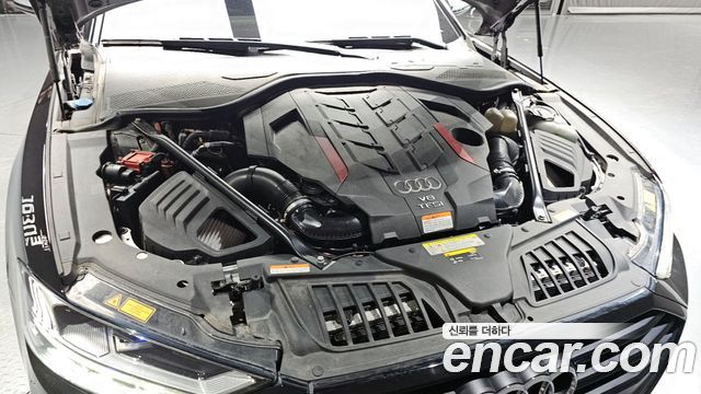 Audi S8 (D5) 4.0 TFSI Quattro LWB 2020 — фото 6