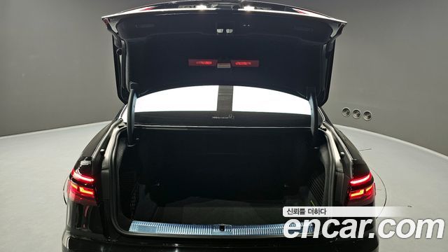 Audi S8 (D5) 4.0 TFSI Quattro LWB 2020 — фото 20