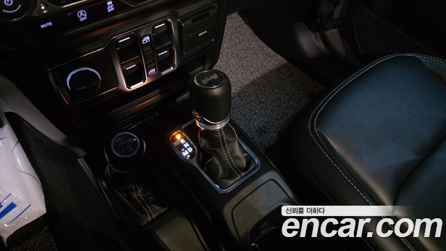Jeep Wrangler (JL) 2.0 Overland Power Top 4Door 2023 — фото 9