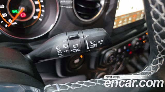 Jeep Wrangler (JL) 2.0 Overland Power Top 4Door 2023 — фото 17
