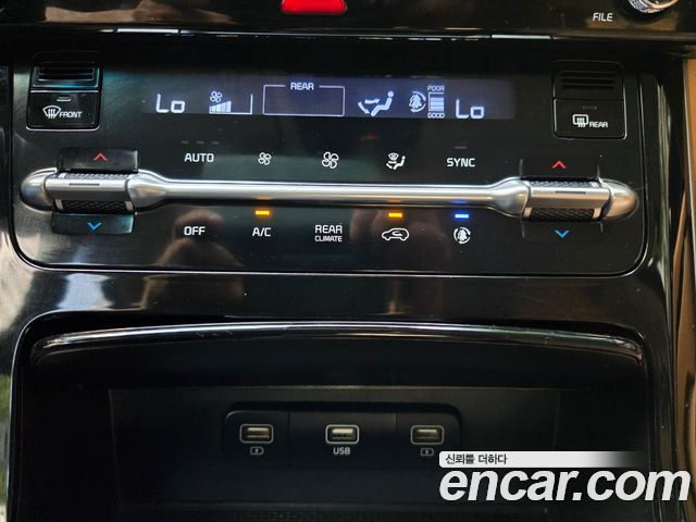 Kia Carnival (IV) Diesel 9-Seater Signature 2021 — фото 17