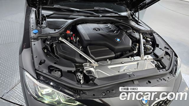 BMW 4 Series (G22) 420i M Sport Convertible 2022 — фото 6