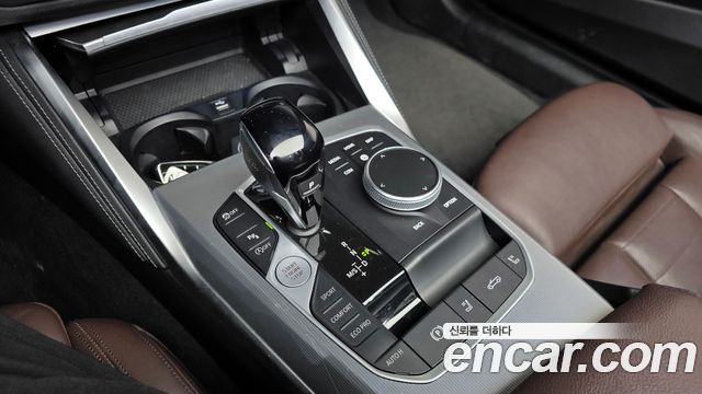 BMW 4 Series (G22) 420i M Sport Convertible 2022 — фото 9