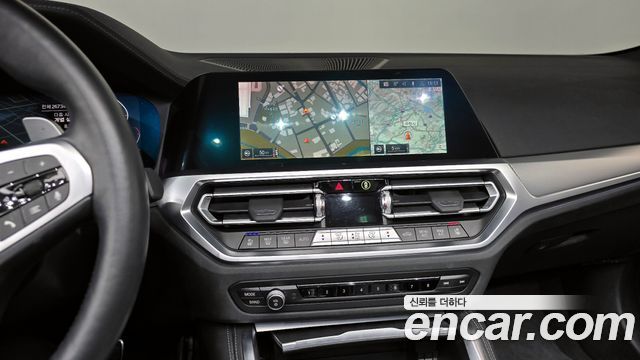 BMW 4 Series (G22) 420i M Sport Convertible 2022 — фото 12