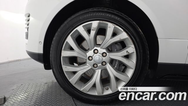 Land Rover Range Rover (IV) D350 Vogue SE Disel 2021 — фото 5