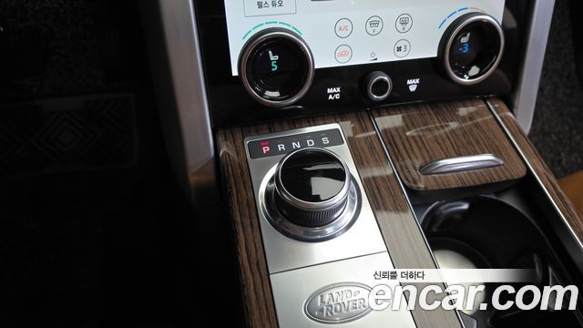 Land Rover Range Rover (IV) D350 Vogue SE Disel 2021 — фото 9