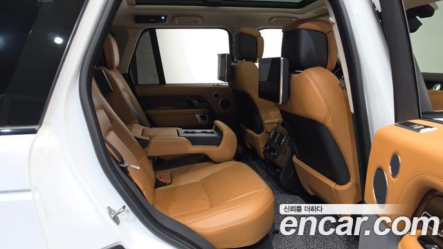 Land Rover Range Rover (IV) D350 Vogue SE Disel 2021 — фото 11
