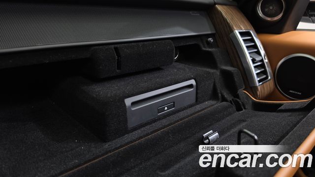 Land Rover Range Rover (IV) D350 Vogue SE Disel 2021 — фото 15
