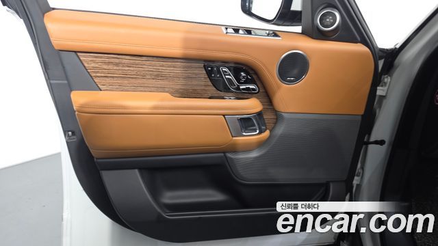 Land Rover Range Rover (IV) D350 Vogue SE Disel 2021 — фото 24
