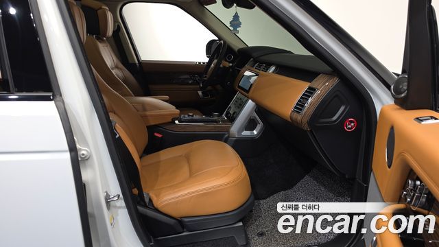 Land Rover Range Rover (IV) D350 Vogue SE Disel 2021 — фото 26