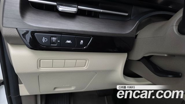Kia Carnival (IV) Diesel 9-Seater Prestige 2023 — фото 16