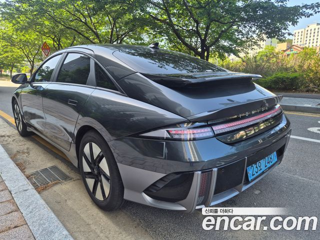 Hyundai Ioniq 6 Long Range AWD E-Lite 2023 — фото 4