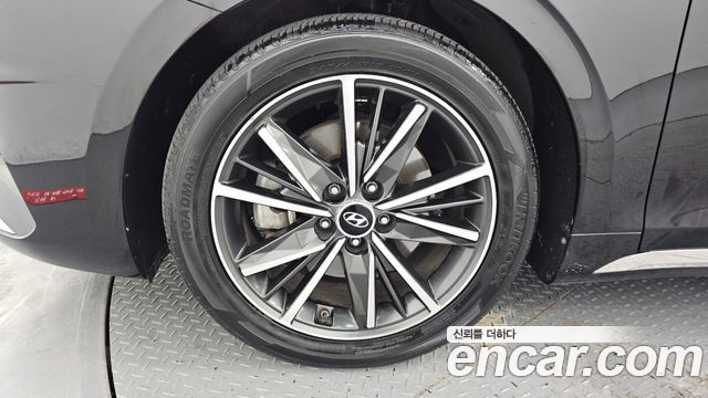 Hyundai Grandeur (IG) 2.5 Le Blanc 2023 — фото 5
