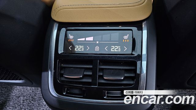 Volvo V60 Cross Country (II) B5 Pro AWD 2021 — фото 18