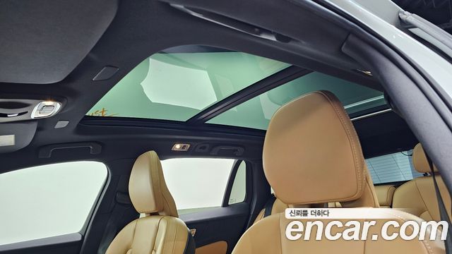 Volvo V60 Cross Country (II) B5 Pro AWD 2021 — фото 19
