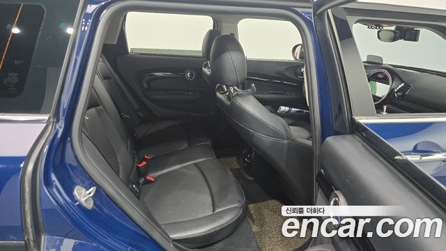 MINI Cooper D Clubman High 2nd 2016 — фото 11