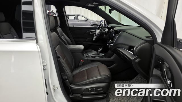 Chevrolet Traverse 3.6 AWD Hi Country 2022 — фото 15
