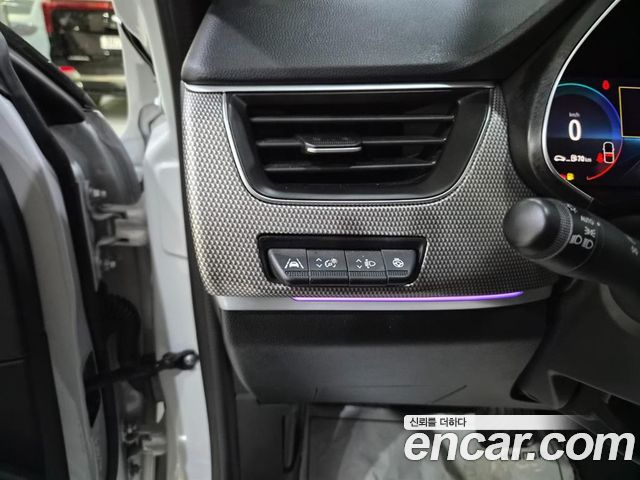 Renault Korea XM3 1.6 E-TECH Inspire 2024 — фото 19