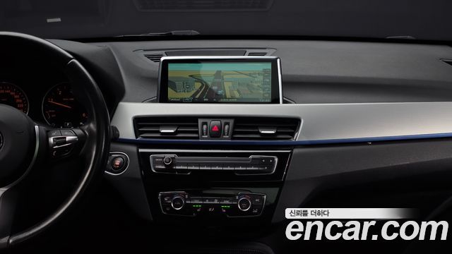 BMW X1 (F48) xDrive 20d M Sport package 2016 — фото 12