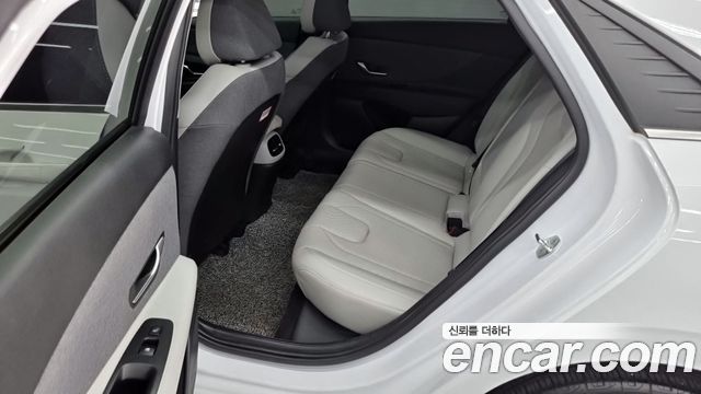 Hyundai Avante (CN7) 1.6 Inspiration 2021 — фото 15