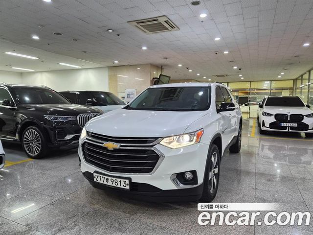 Chevrolet Traverse 3.6 AWD LT Leather Premium 2020 — фото 1